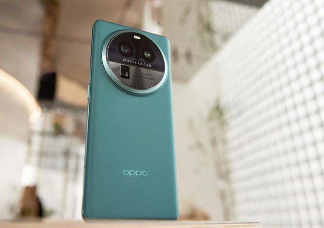 苹果版光遇画质
:向【OPPOFINDX6PRO】看齐，标准版长焦表现让人惊喜