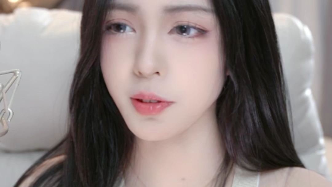 新浪美女直播间手机版新浪唱聊美女视频电脑版