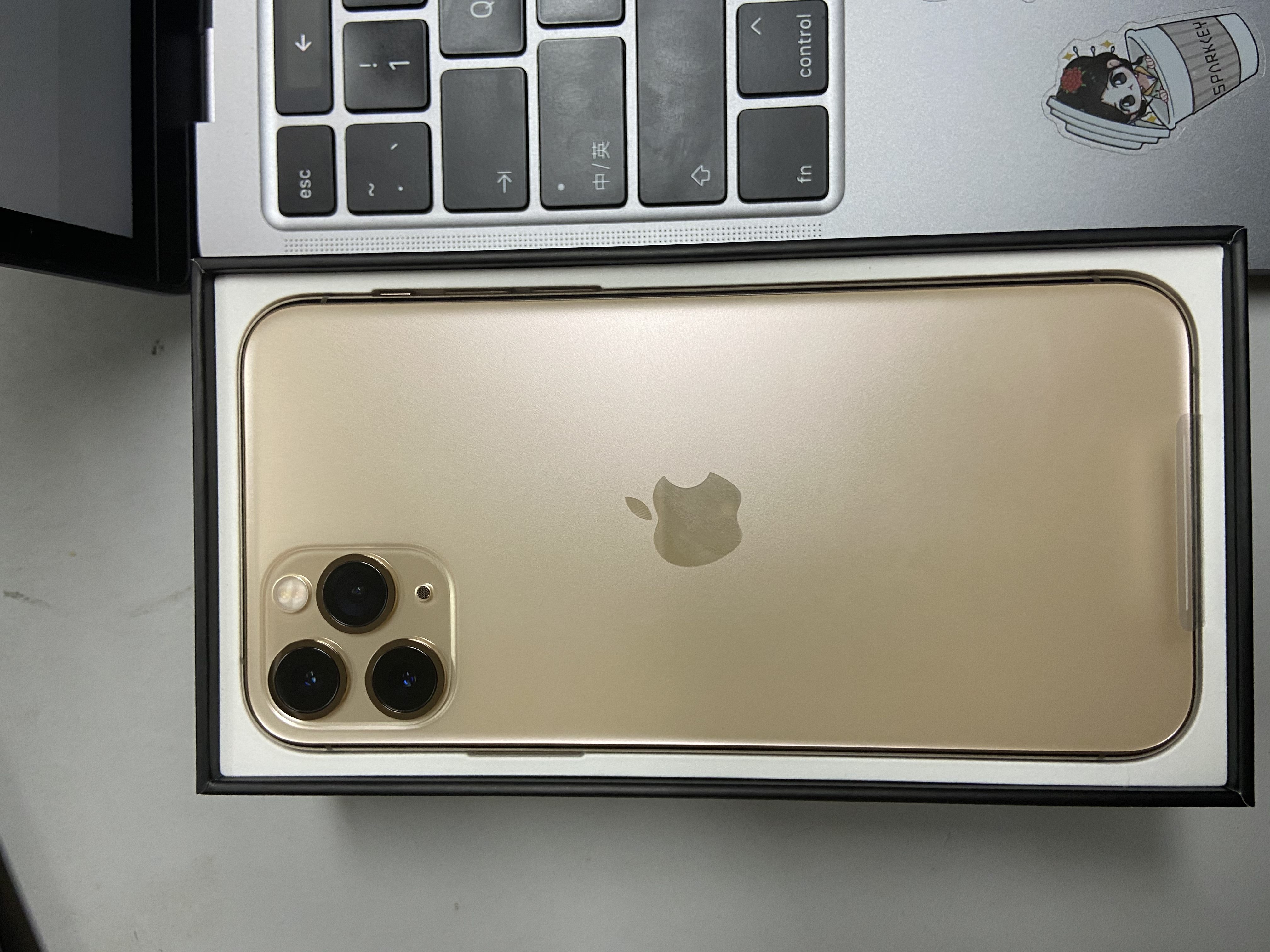 俄版苹果11包装盒iphone15由印度供货